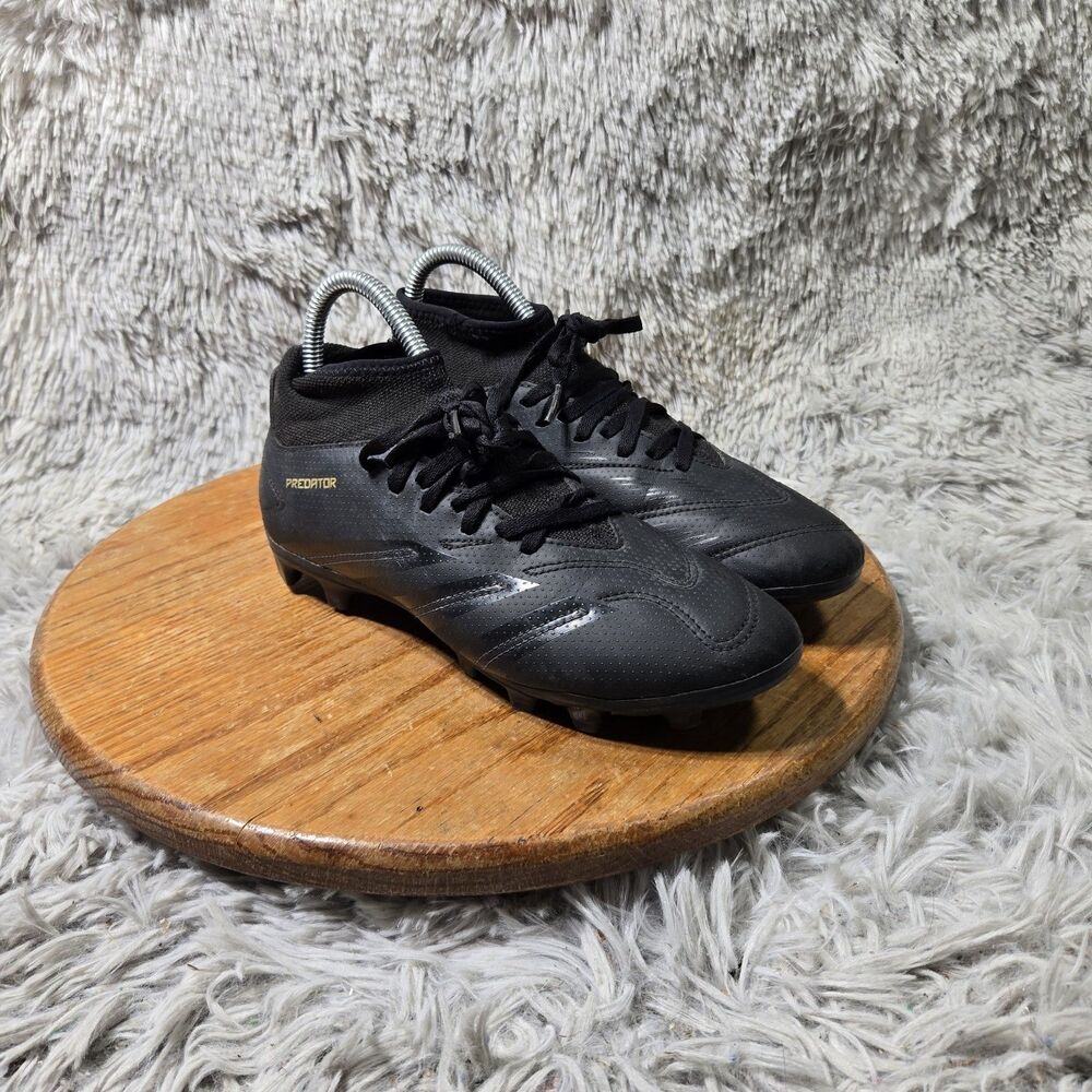 Adidas Predator Club FXG Mens Size 5 Soccer Cleats Firm Ground Spikes IF6345